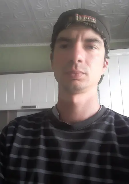 Я Роман, 36, из Шаховской, ищу знакомство для постоянных отношений