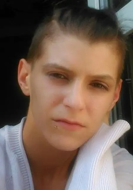 Яна из Чапаевска, мне 25, познакомлюсь для общения