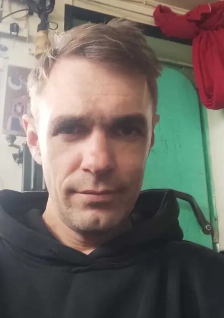 Я Дмитрий, 43, знакомлюсь для общения в Махачкале