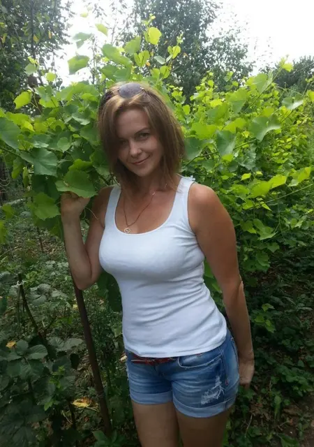 Даша из Новороссийска, мне 41, познакомлюсь на одну ночь