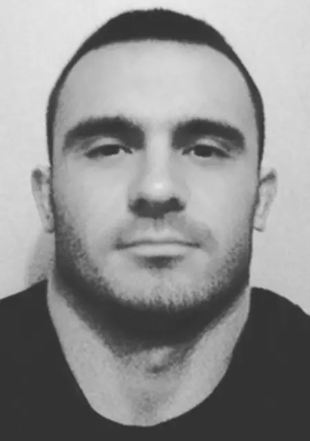 Я Михаил, 33, из Владикавказа, ищу знакомство для совместных путешествий
