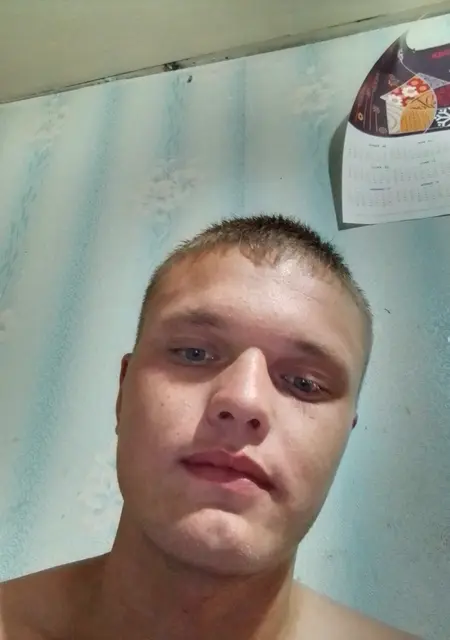 Я Вова Куклин, 20, из Кусы, ищу знакомства на одну ночь
