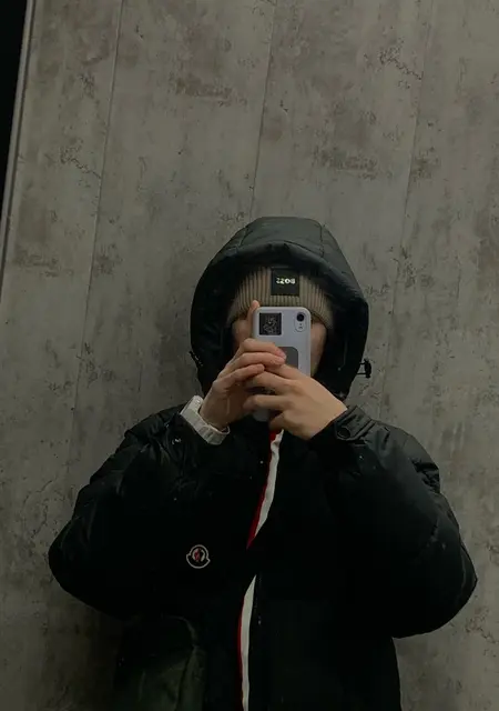 Я Егор, 19, из Копейска, ищу знакомства без обязательств