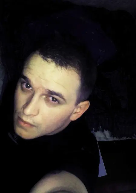 Я Anton, 34, из Барнаула, ищу знакомство для постоянных отношений