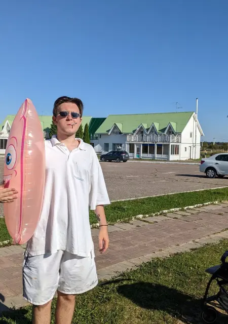 Я Никита, 21, из Москвы, ищу знакомство для постоянных отношений