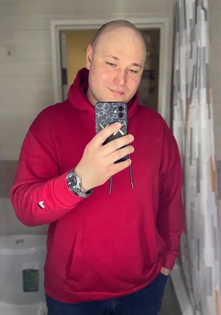 Никита из Усинска, ищу на сайте постоянные отношения