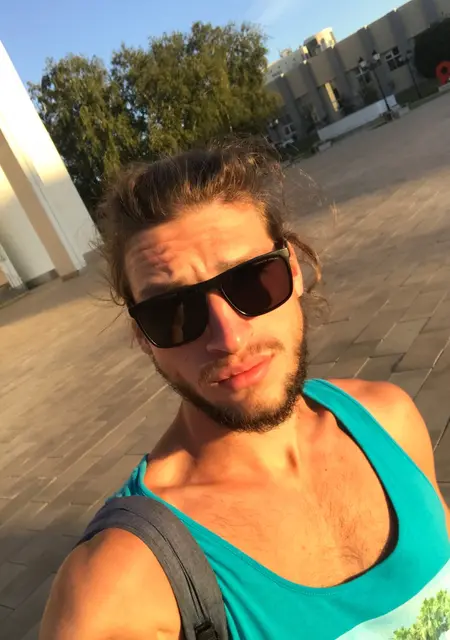 Alexander из Курска, мне 25, познакомлюсь для приятного времяпровождения