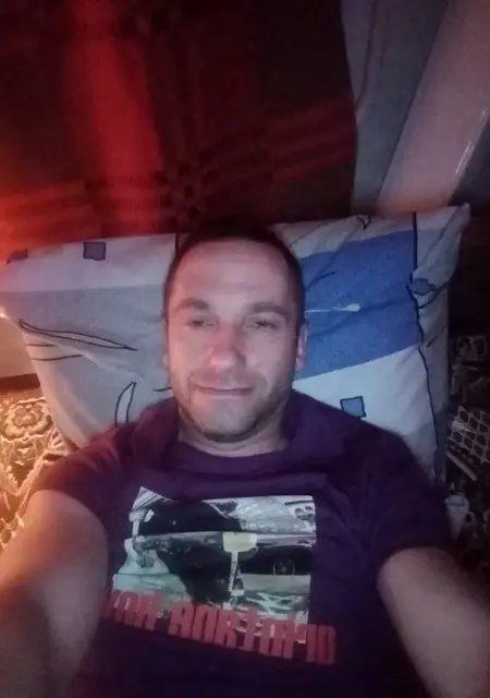 Виталик из Заокского, ищу на сайте приятное времяпровождение