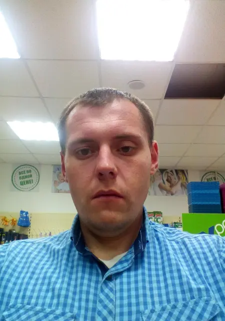 Я Иван, 35, из Камня-на-Оби, ищу знакомства на одну ночь