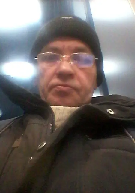 Mihail из Южно-Сахалинска, ищу на сайте знакомства без обязательств