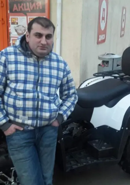 Я Саги, 45, знакомлюсь без обязательств в Малаховке