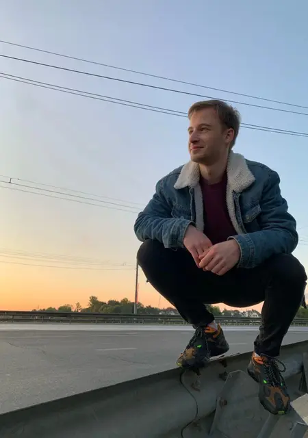 Я Max, 25, из Ярославля, ищу знакомства без обязательств