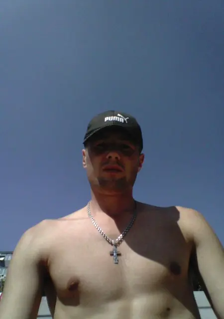 Женя из Динской, мне 36, познакомлюсь без обязательств