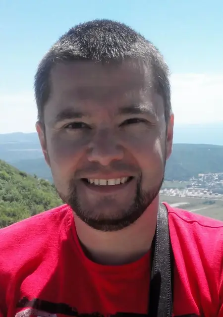 Я Виталий, 38, из Павлова, ищу знакомства без обязательств