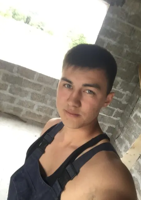 Миша из Южно-Сахалинска, ищу на сайте знакомства без обязательств