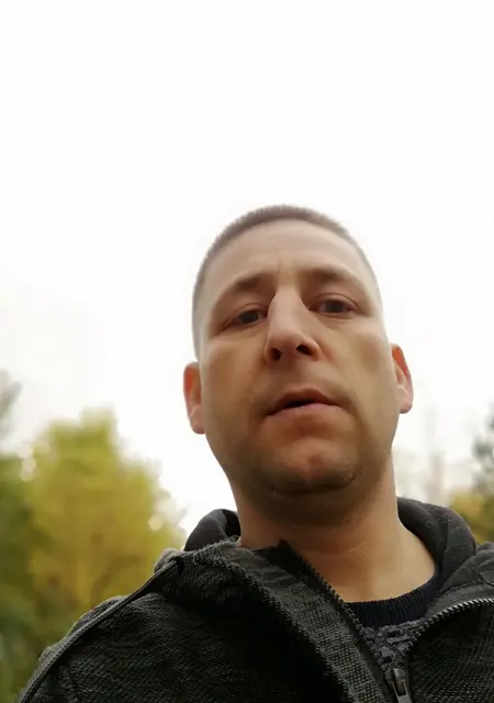 Я Дмитрий, 39, из Благовещенска, ищу знакомства без обязательств