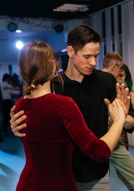 Я Роман, 39, знакомлюсь без обязательств в Калуге