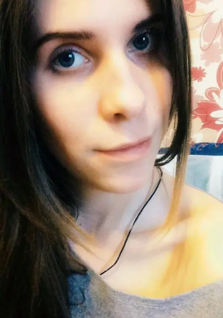 Я Вероника, 30, из Серпухова, ищу знакомства без обязательств