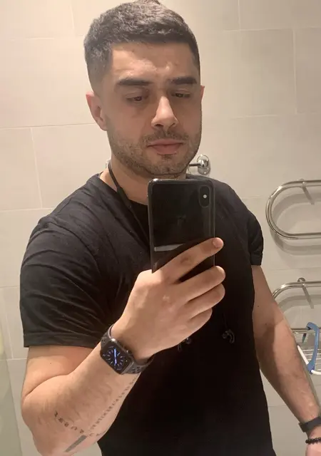 Гуго из Волгограда, мне 41, познакомлюсь для приятного времяпровождения