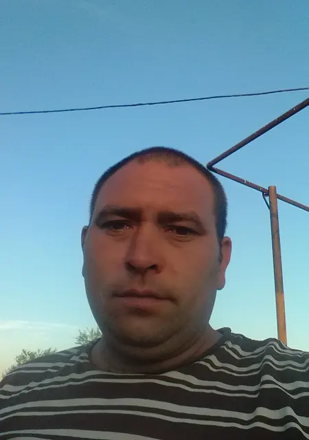 Сергей из Ардатова, мне 40, познакомлюсь без обязательств