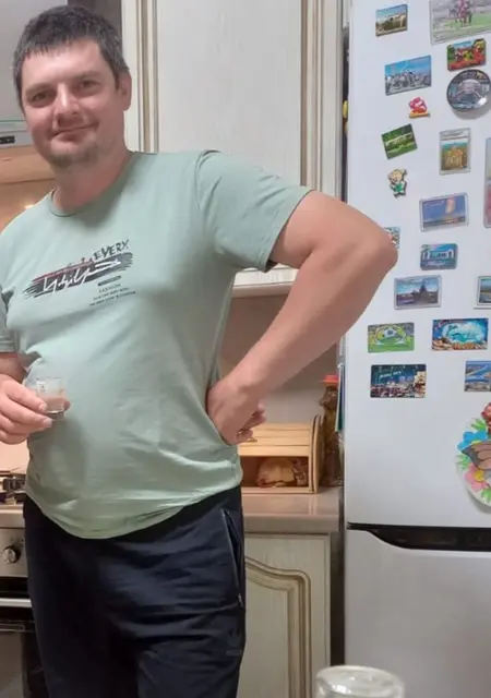 Я Павел, 38, из Каневской, ищу знакомства без обязательств