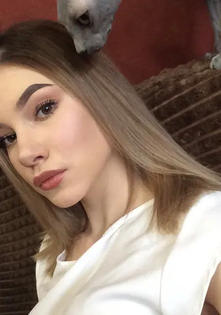 Анастасия из Тольятти, мне 26, познакомлюсь для приятного времяпровождения