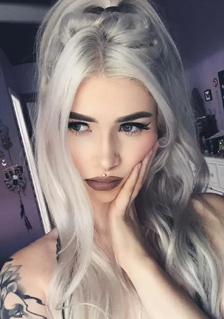 Кристина из Челябинска, ищу на сайте вирта