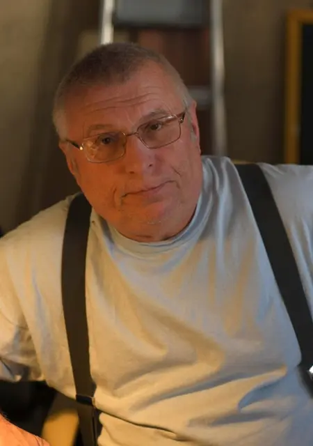 Я Винченцо, 70, из Челябинска, ищу знакомство для приятного времяпровождения