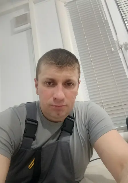 Антон из Саянска, мне 35, познакомлюсь для общения