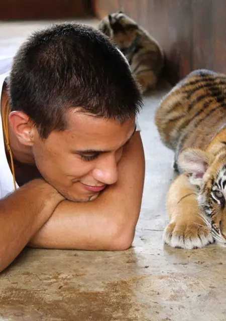 Я Дмитрий, 34, знакомлюсь без обязательств в Челябинске