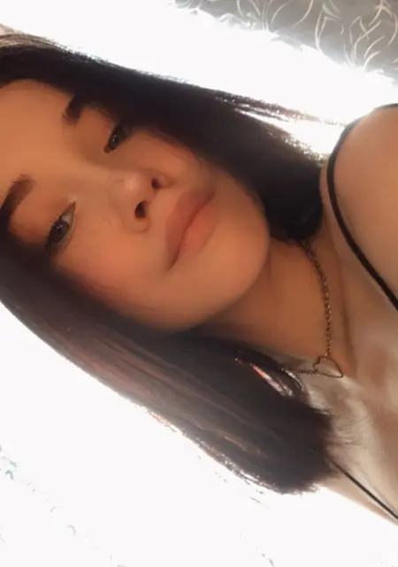 Александра из Мурманска, ищу на сайте знакомства на одну ночь